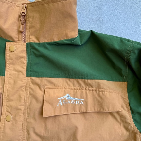 CruiseWear & Company Men's Rain Jacket Windbreaker Yellow Green Hooded Alaska L - Picture 2 of 7